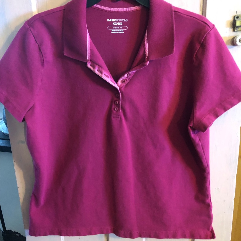 Short sleeve tee shirt